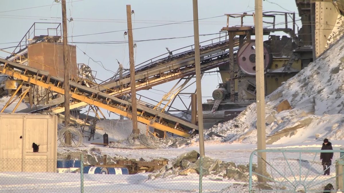 АО «Майкаинзолото» может приостановить работу завода: сотрудников отправили в вынужденный отпуск