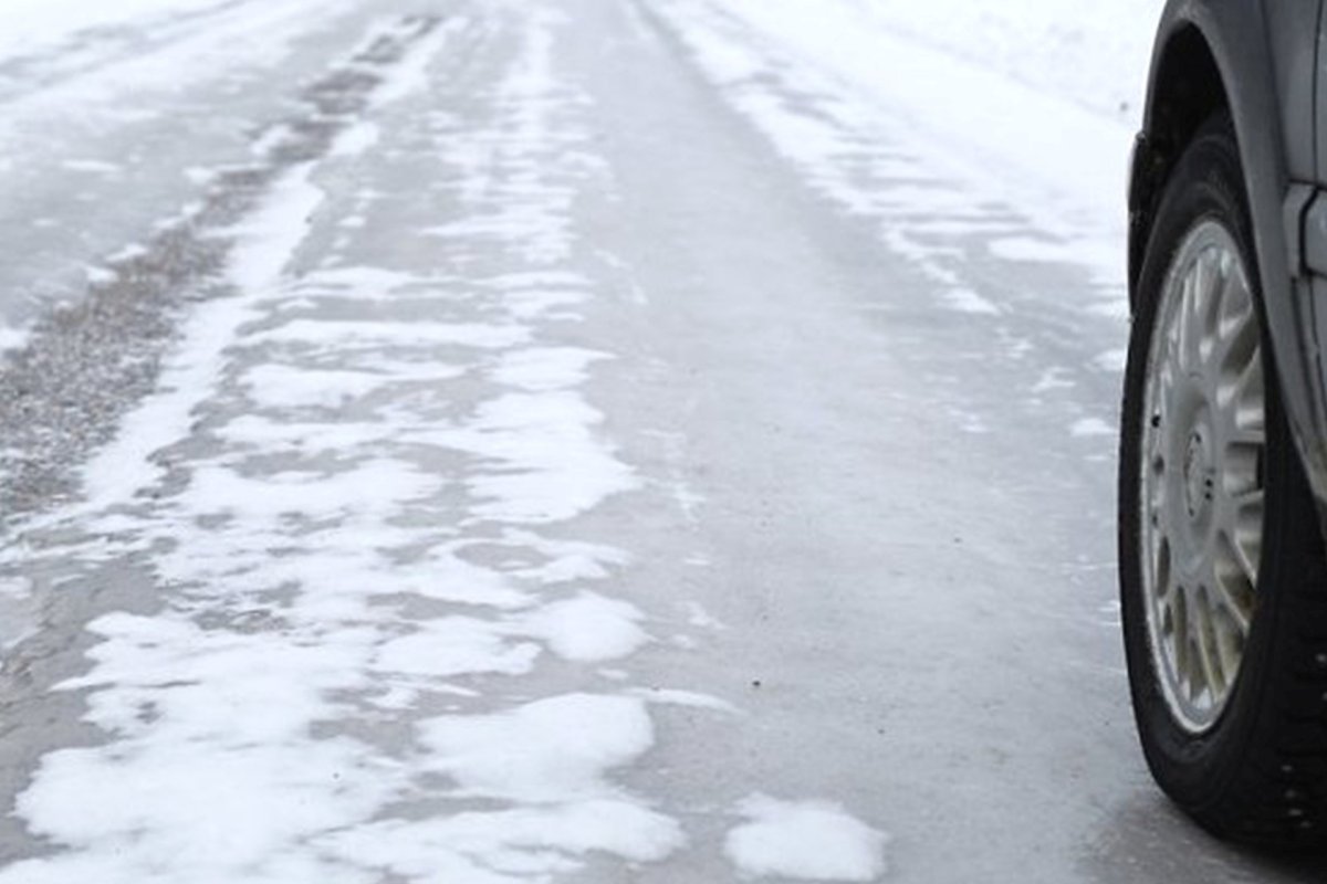Дороги закрыты в семи областях Казахстана