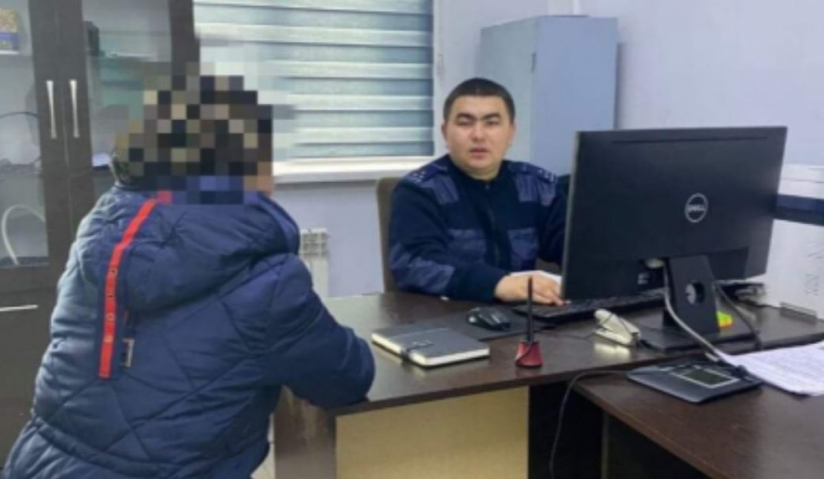 Сарыағаштық әйел мешітте төсеулі тұрған кілемдерді ұрлап кеткен