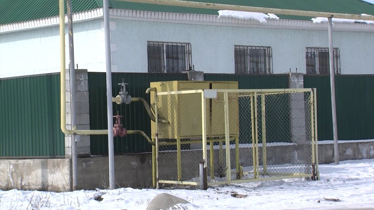Алматы облысы Қараой ауылының тұрғындары жылуға жарымай отыр