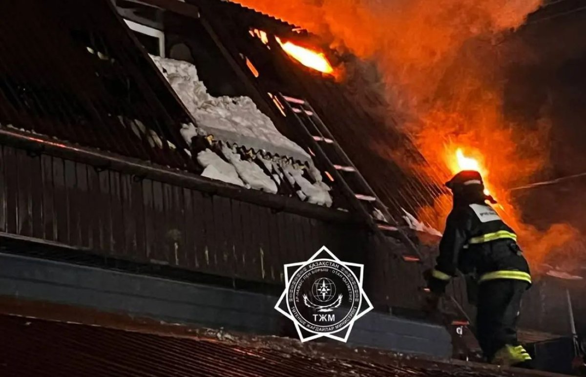 Петропавлда автосервис өртке оранды