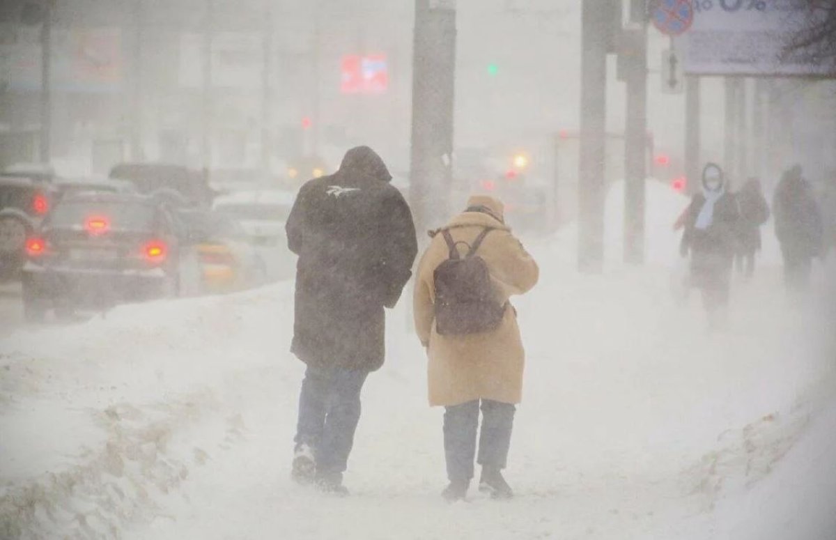 Штормовое предупреждение объявлено по всему Казахстану 4 февраля