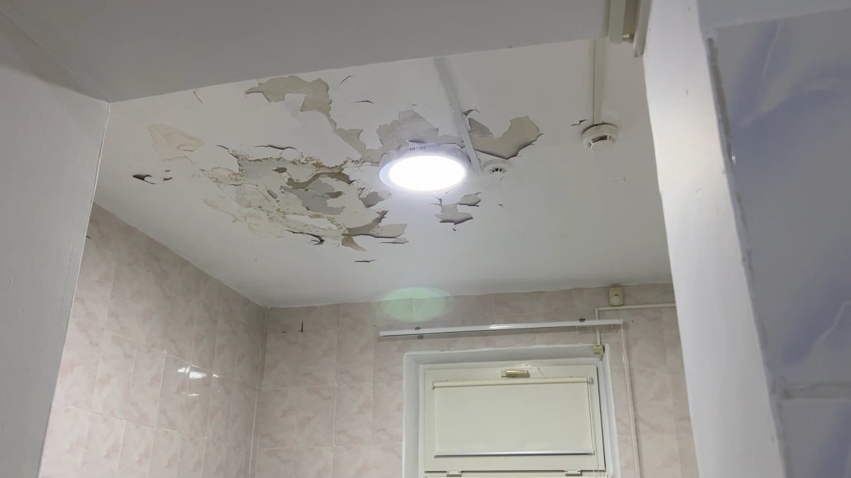 Атырауда емхана ғимараты суға кетті