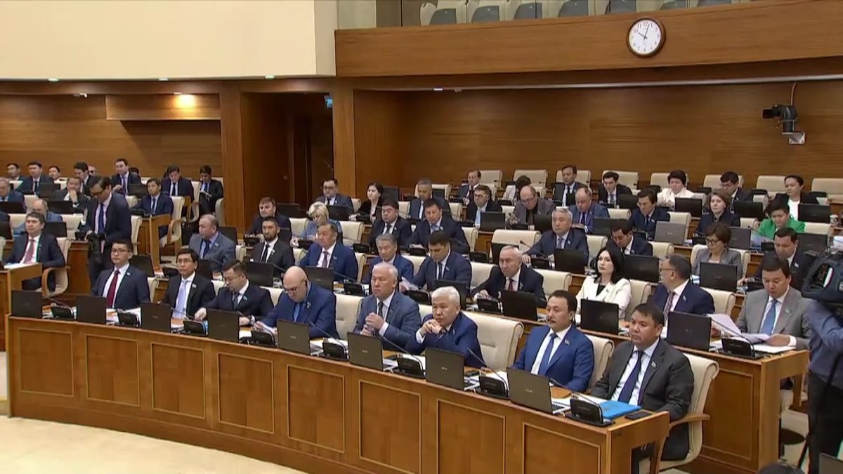 Соңғы екі айда  Мәжіліс 18 заң қабылдап, Сенаттың қарауына жіберген