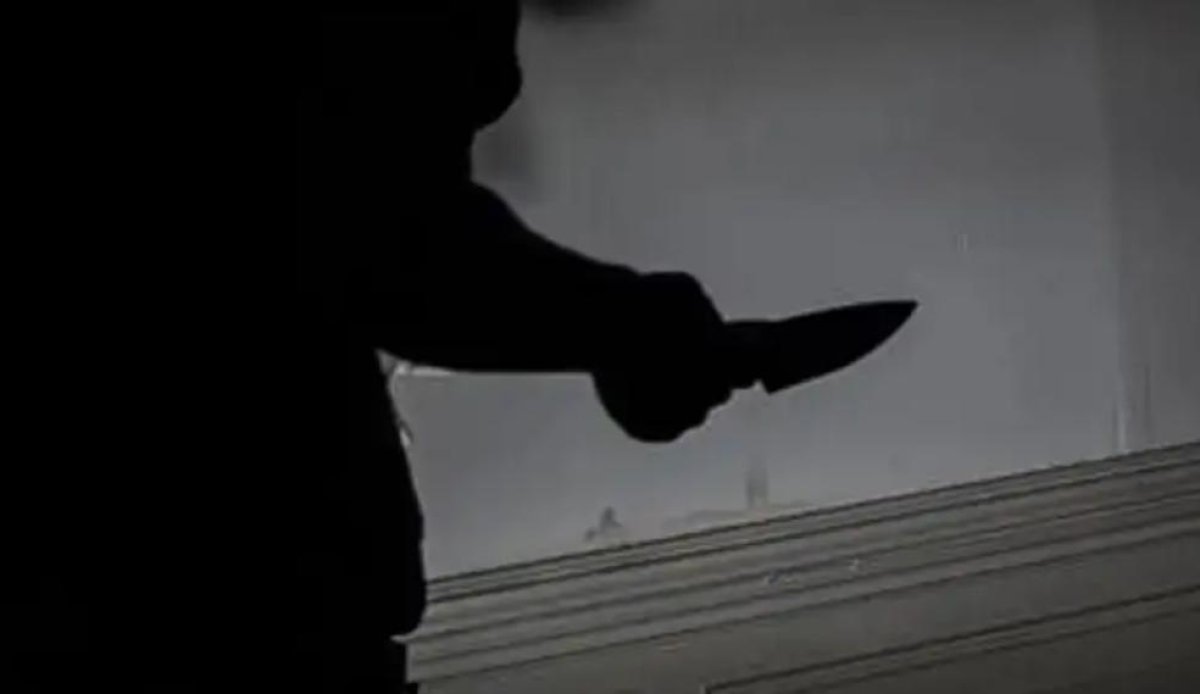 Түркістан облысында төбелес кезінде бір адам үш жігітті пышақтап кеткен