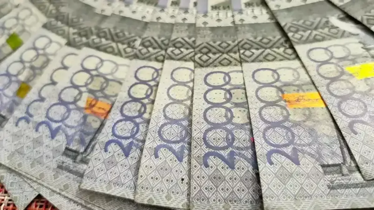 Миллион теңгеден басталатын жалақы: ең жоғары жалақы алатын мамандар аталды