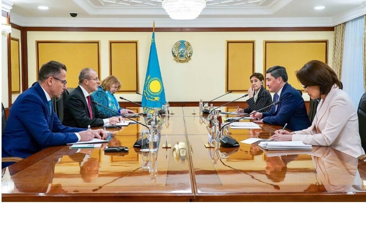 Успехи здравоохранения Казахстана отметил директор регионального бюро ВОЗ