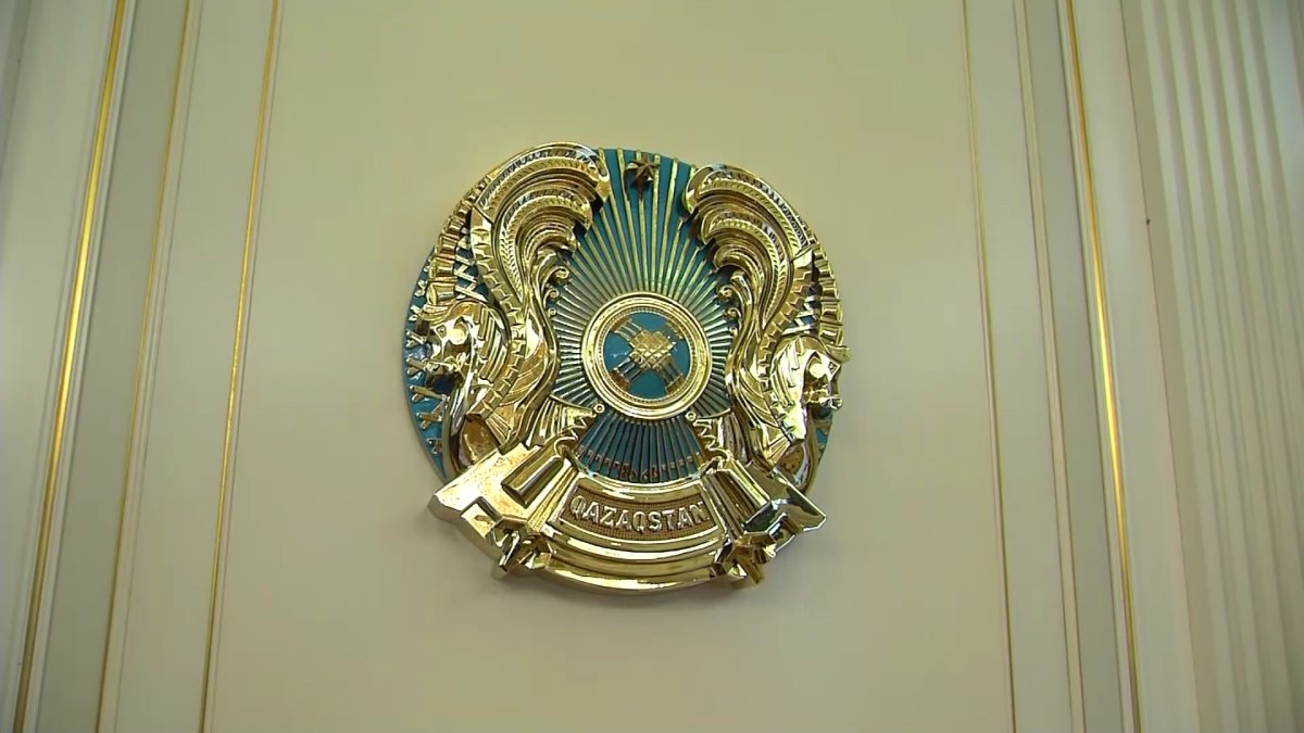 Партия "AMANAT" готова предоставить площадку для обсуждения идеи обновления герба Казахстана