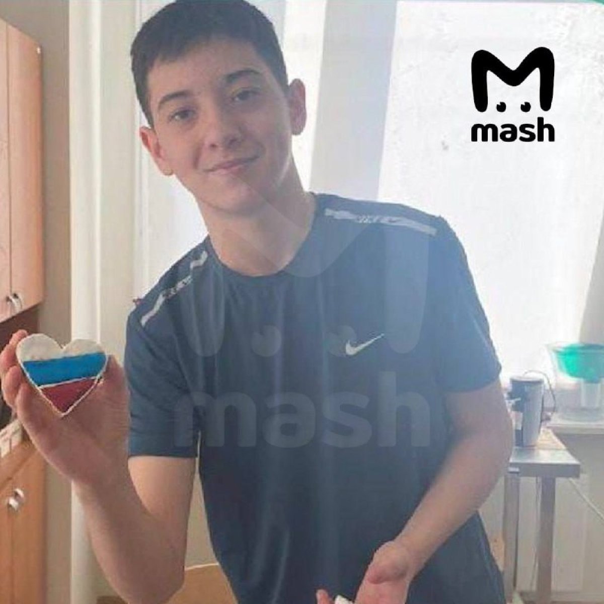 15-летний гардеробщик из "Крокуса" спас больше 100 человек