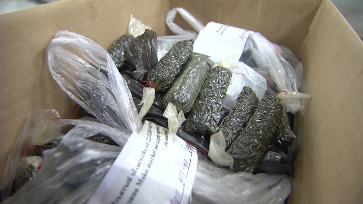 Четыре тонны насвая уничтожено в Астане