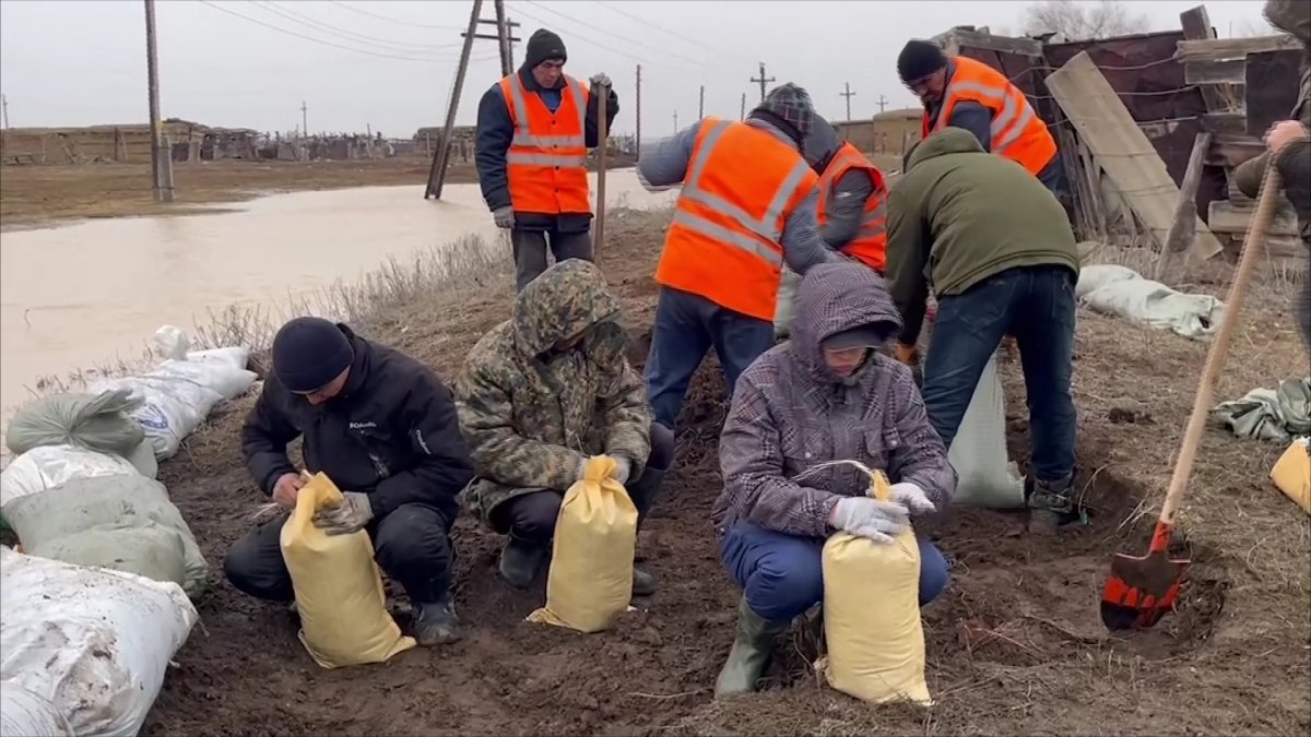 Ақтөбе облысында суға кеткен ауылдардан екі жүзден астам эвакуацияланды