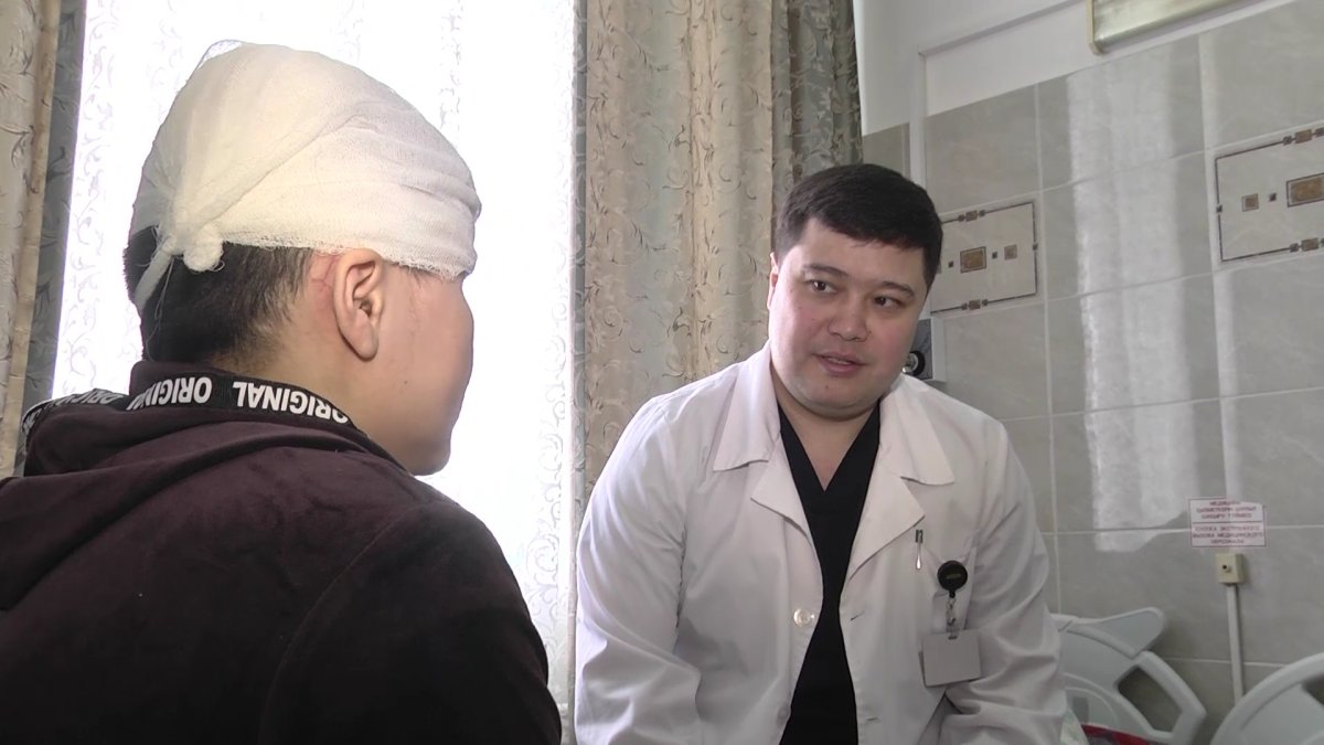 Раздробил череп, убил нерождённого ребёнка: беременную павлодарку едва спасли после нападения родственника