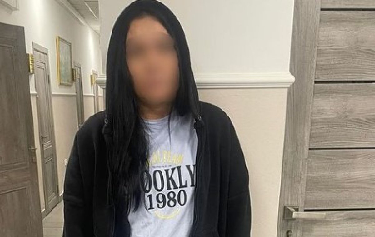 Девушка вымогала у 54-летнего алматинца 10 миллионов тенге