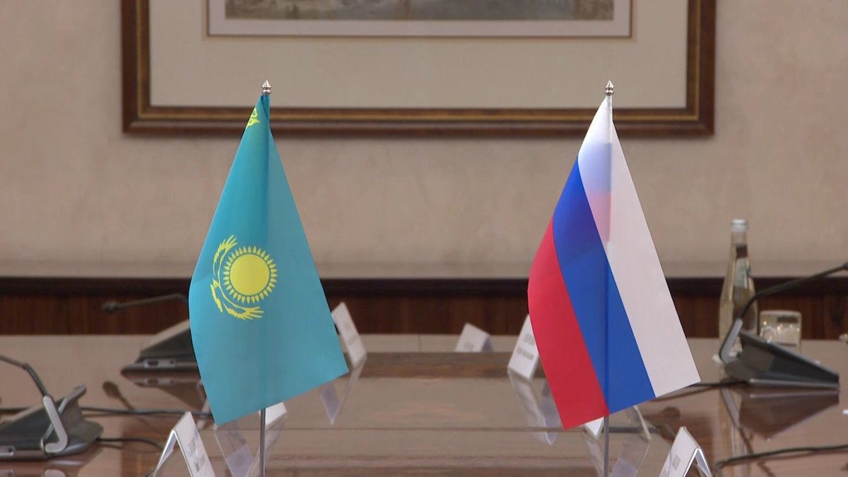 Мәжіліс төрағасы Ерлан Қошанов ресми сапармен Ресей Федерациясына барды