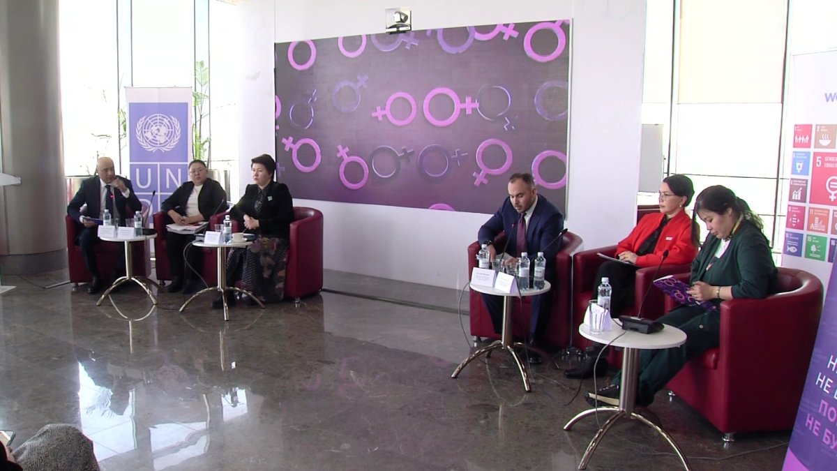 Елімізде әйелдердің жалақысы ерлерге қарағанда төмен