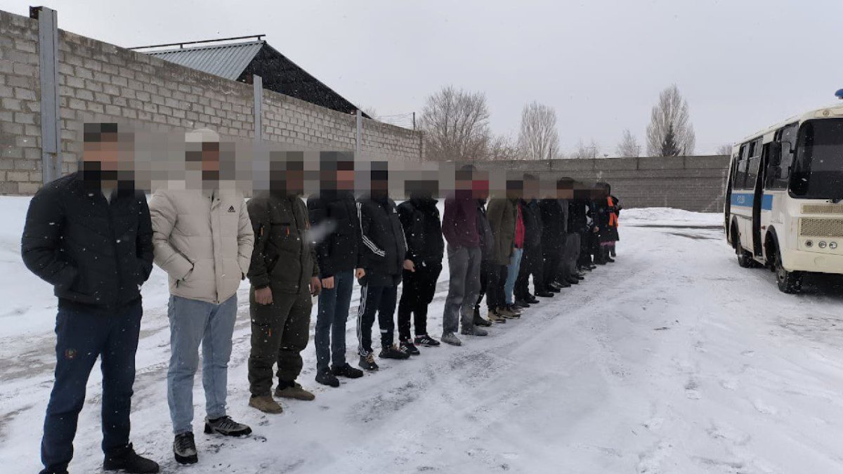 37 нелегалов работали на мусороперебатывающем заводе в Астане