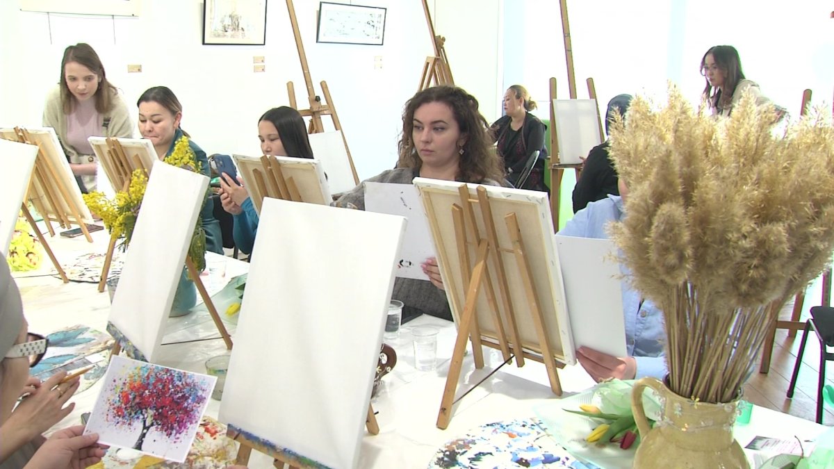 Праздничный мастер-класс для мам особенных детей организовали активисты «Жастар Рухы»