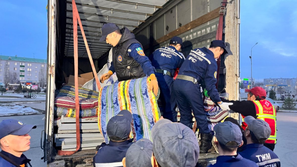 Қырғыз елі жіберген гуманитарлық көмек Оралға жетті