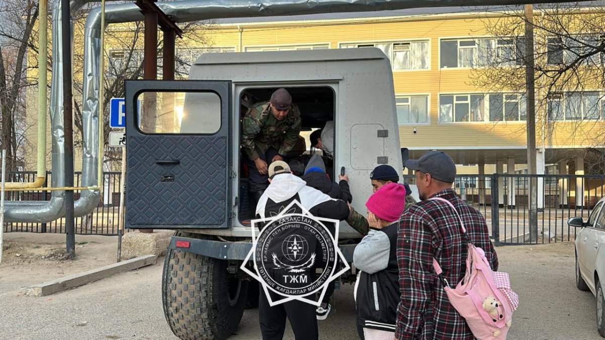 100 мыңға жуық адам эвакуацияланды