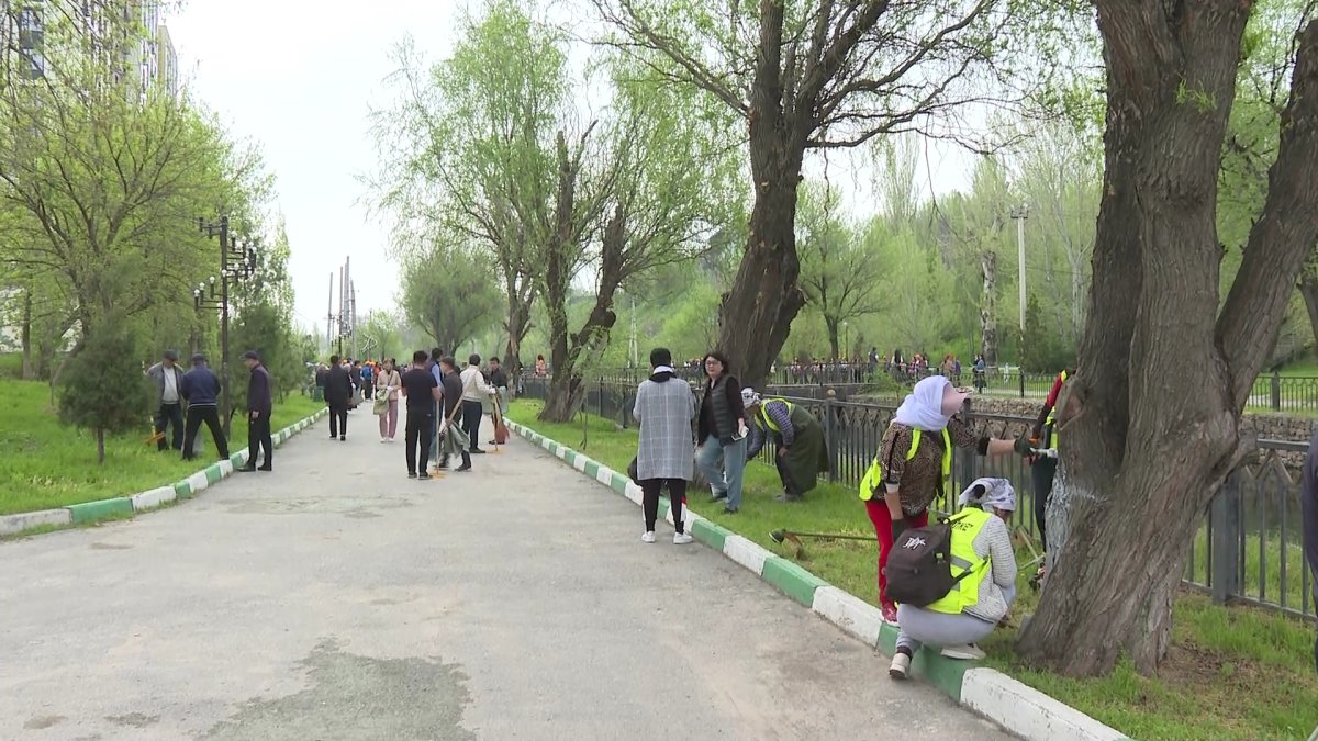 Республикалық «Таза Қазақстан» акциясына Ассамблея өкілдері де атсалысуда