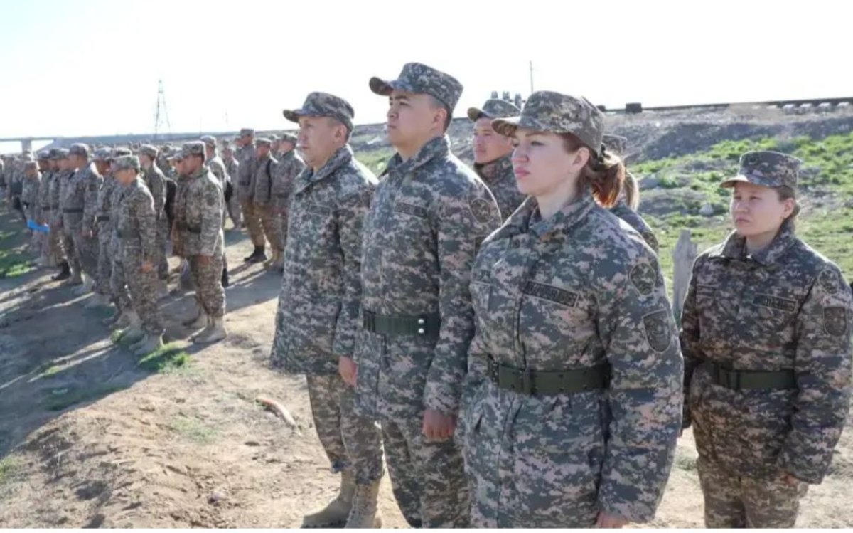 5 мыңға жуық әскери қызметкер су тасқынымен күресуге көмектесіп жатыр