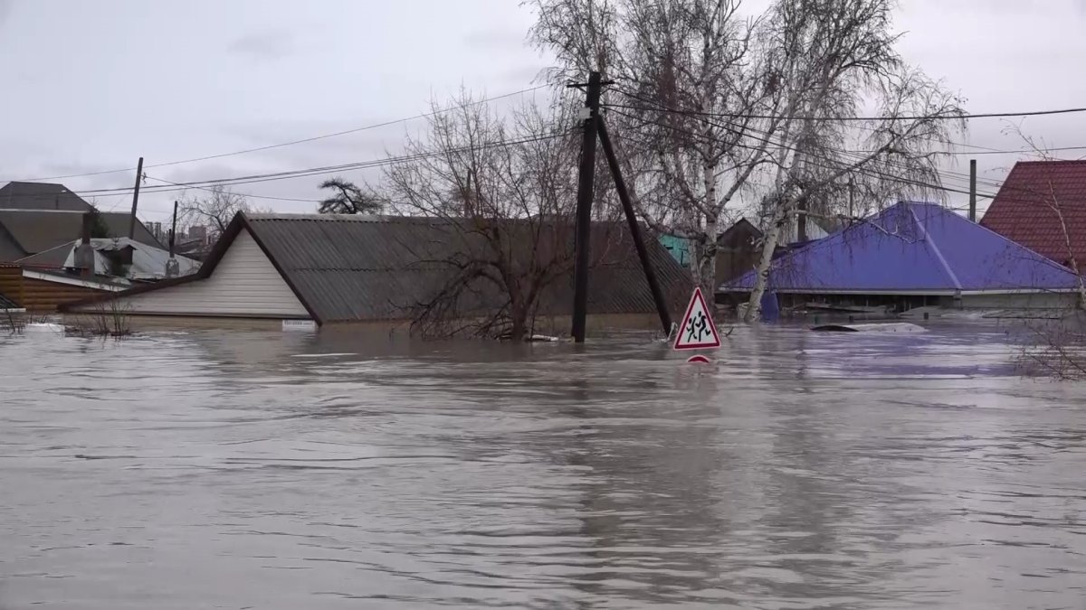 СҚО үйлерін су басқан тұрғындарға жан-жақтан көмек көрсетілуде
