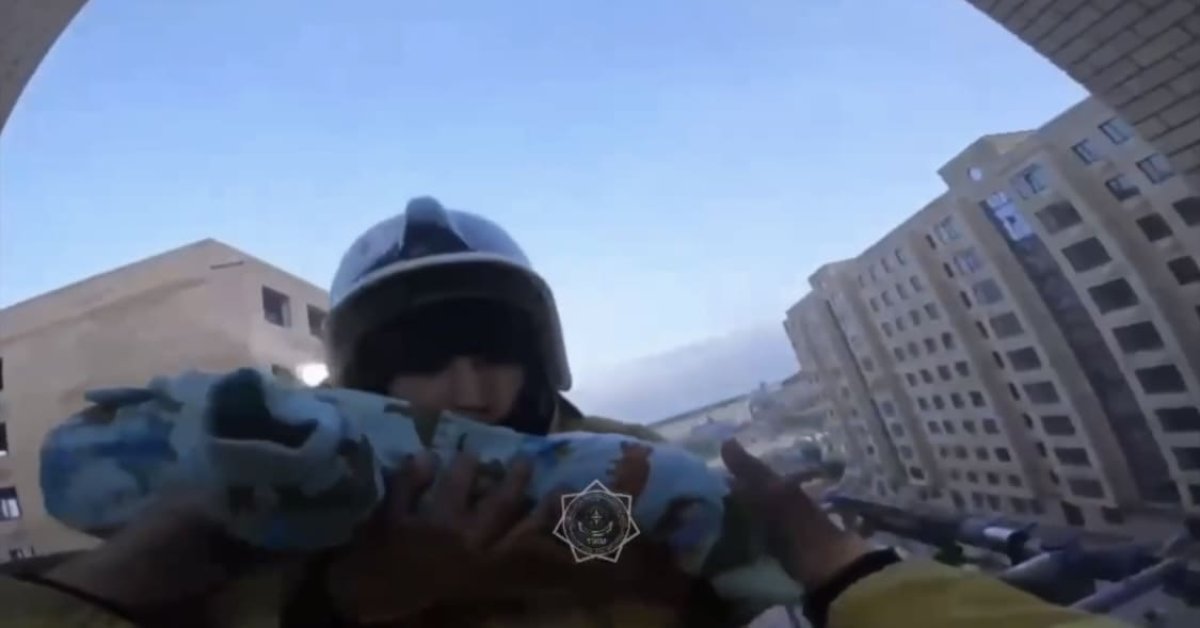 Семья с младенцем едва не погибла в Атырау