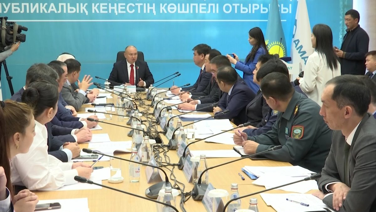 Сыбайлас жемқорлыққа қарсы іс-қимыл жөніндегі республикалық кеңестің көшпелі отырысы Түркістанда өтті