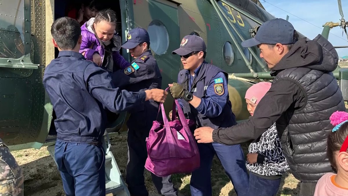 Ақтөбе облысында Әскери ұшқыштар тоғыз адамды құтқарды