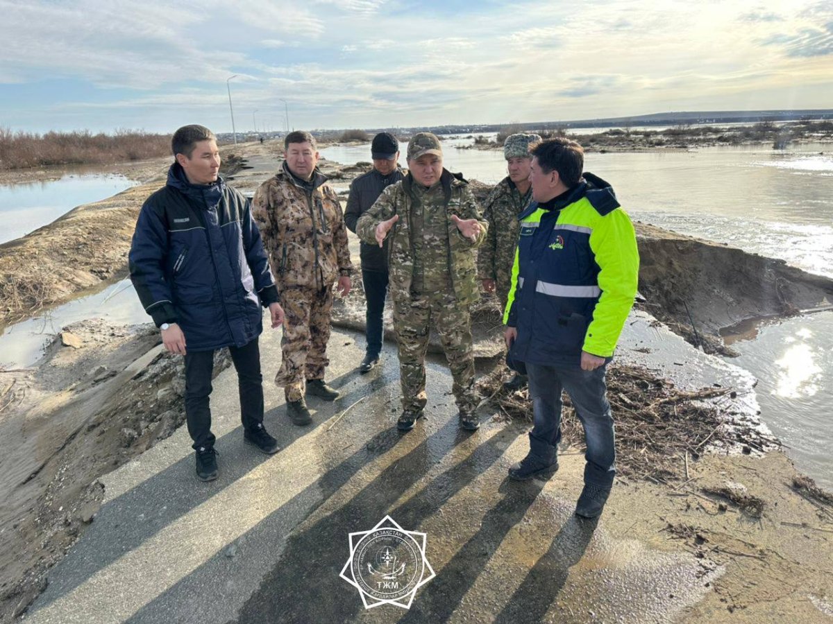 Мост смыло в Актюбинской области, еще одна плотина грозит прорывом