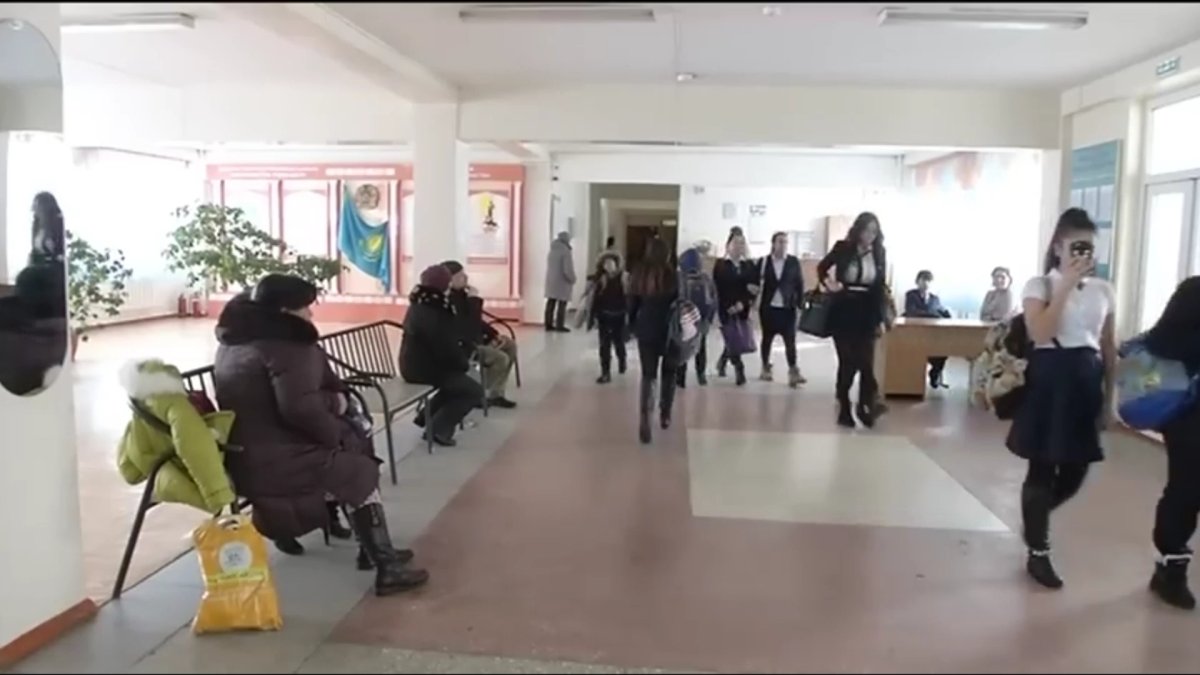 Мектеп директорының орынбасары мен  бас есепші 11 млн теңге жымқырған