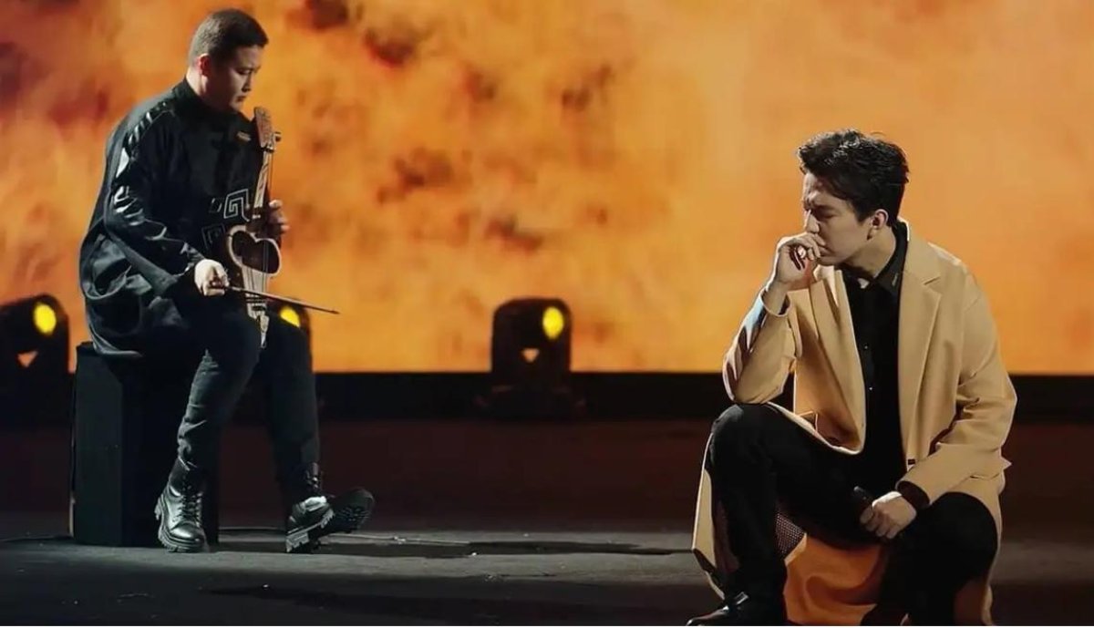 Қобызшы Олжас Димашпен бірге Венгрия мен Түркияда өнер көрсетеді