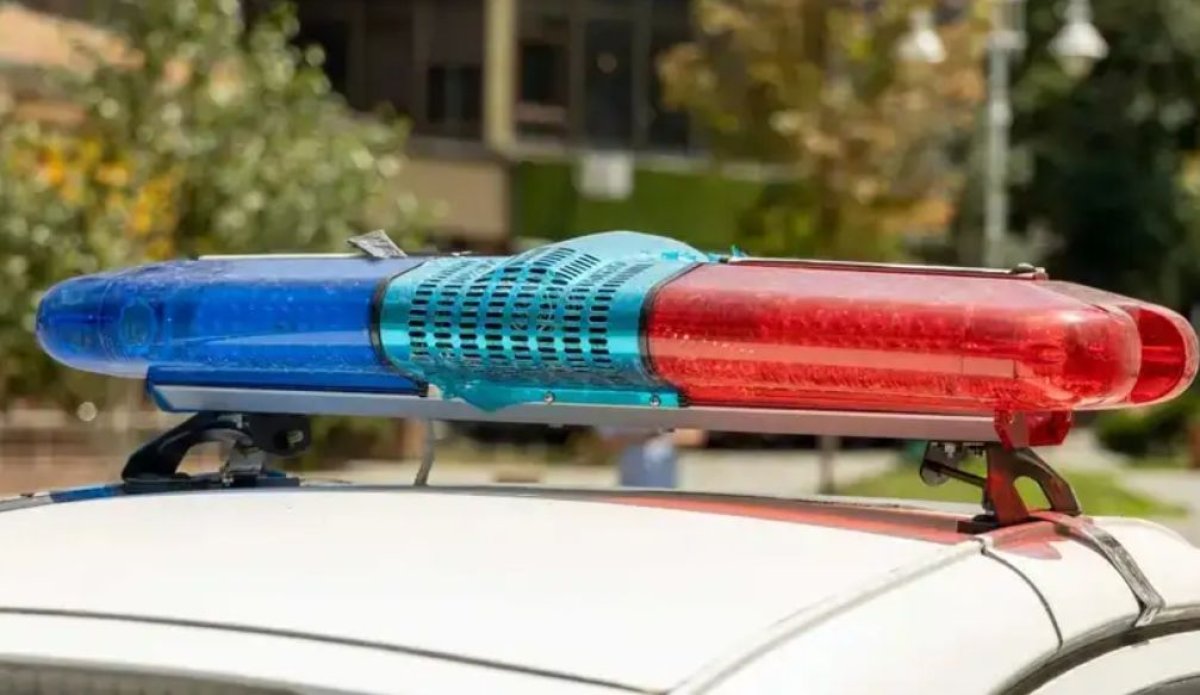 Оралда полицейлерден қашқан ер адам суға секіріп кетті