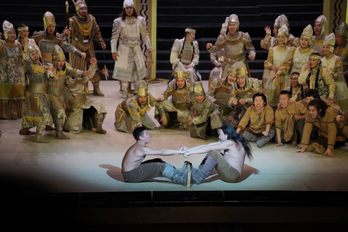 Саха Республикасының Мемлекеттік опера және балет театры әртістері Қазақстанда алғаш рет өнер көрсетті