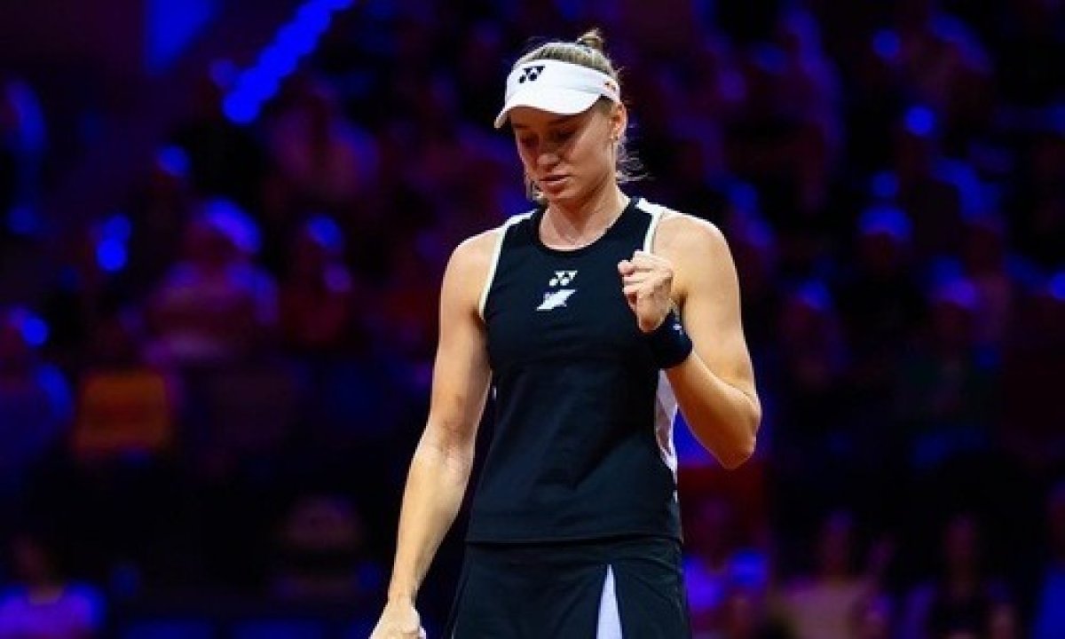 Елена Рыбакина разгромила первую ракетку мира