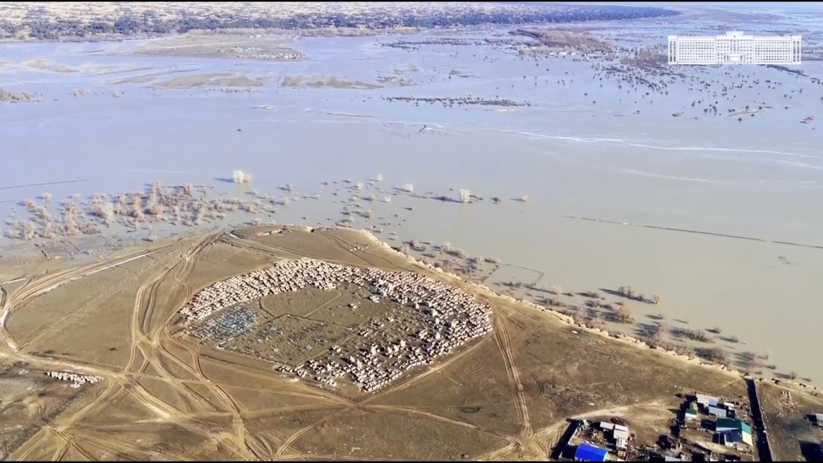 Ақтөбеде су басқан аймақтарды дезинфекциялау жұмыстары жүріп жатыр