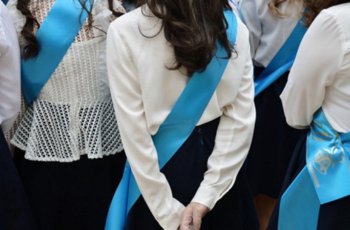 Қазақстанда биыл мектеп түлектеріне салтанатты банкеттер өткізуге тыйым салынды