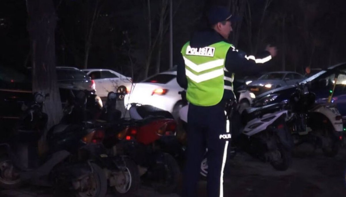 Алматы полициясы 38 мопедті айыппұл тұрағына қойды