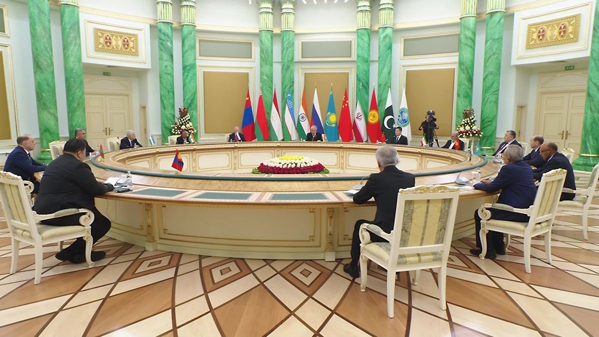 "ШЫҰ – жаңарып келе жатқан халықаралық қауіпсіздік архитектурасы негіздерінің бірі", – Тоқаев