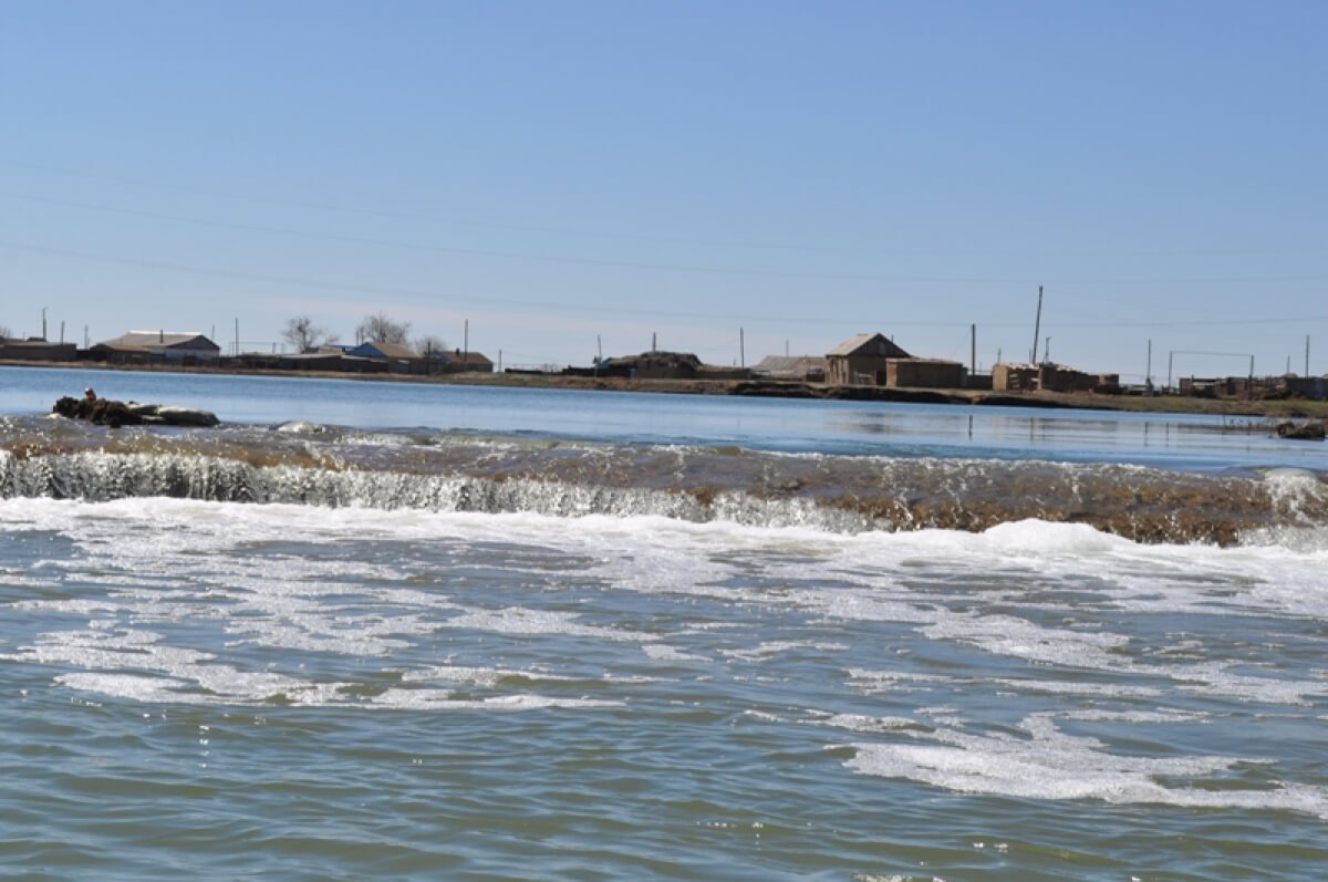 Жайық өзенінің арнасын мұз жамылғысынан тазарту жұмыстары жүргізілуде – министрлік