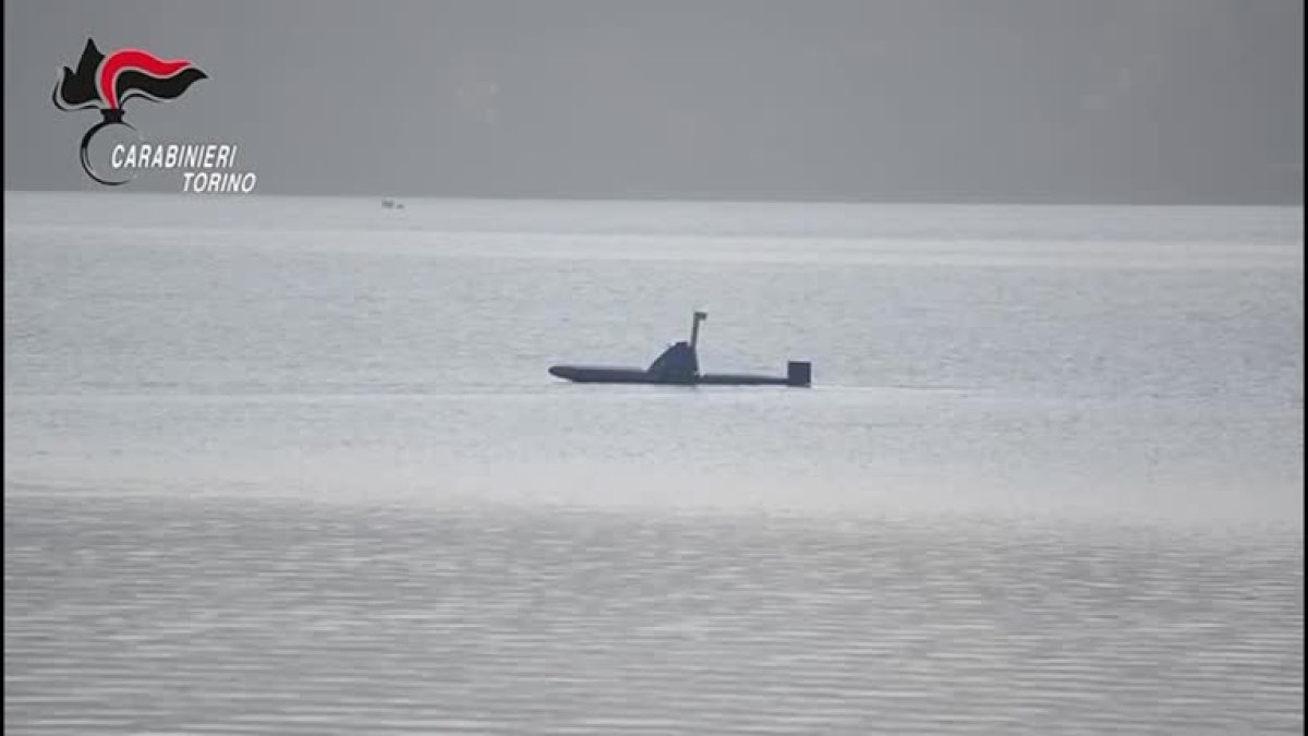 Наркоторговцы приспособили подводную лодку для доставки кокаина и гашиша в Европу