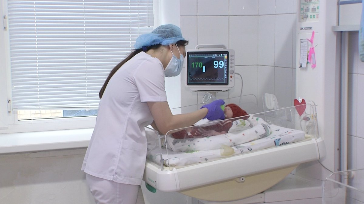 Үш сәбиді 100 мың мен 2 миллион теңгенің арасында сатпақ болған