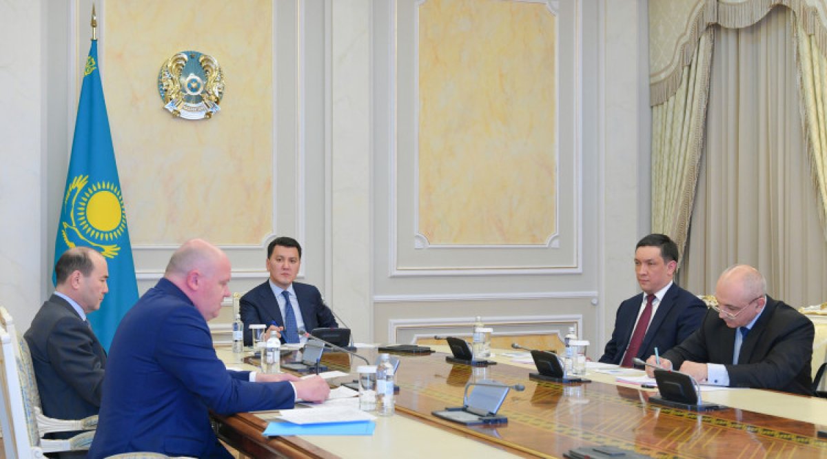 Мемлекеттік кеңесші Сыбайлас жемқорлыққа қарсы іс-қимыл мәселелері жөніндегі комиссиясының отырысын өткізді