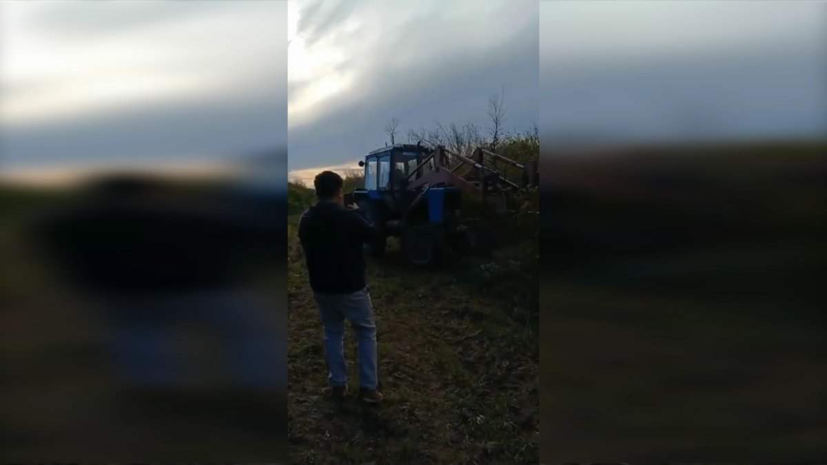 БҚО тұрғыны трактор ұрлап, істі болды