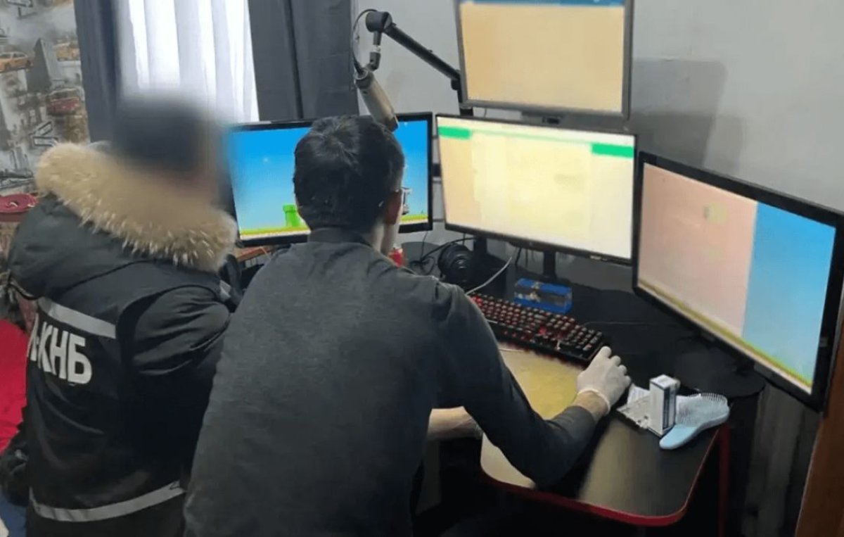 Ұлттық тестілеу орталығының деректерін көшірген оралдық екі тұрғын сотталды