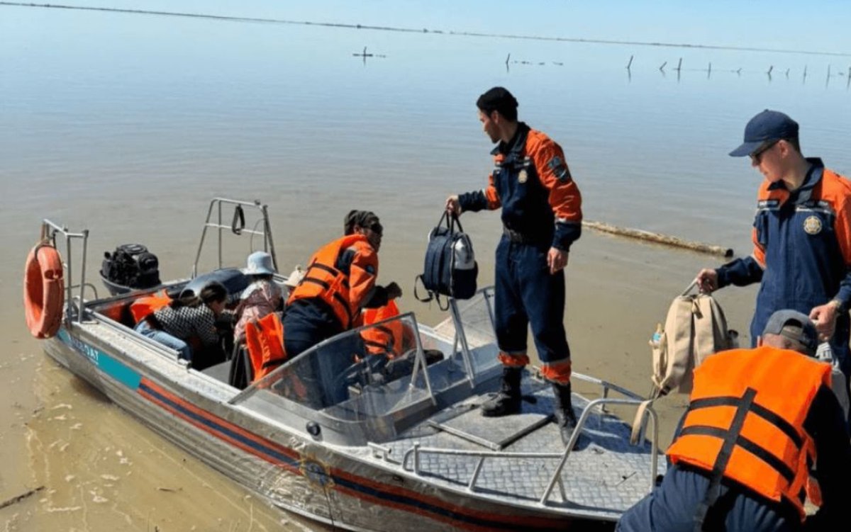 Атырау облысындағы Талдыкөлден 121 адам эвакуацияланды