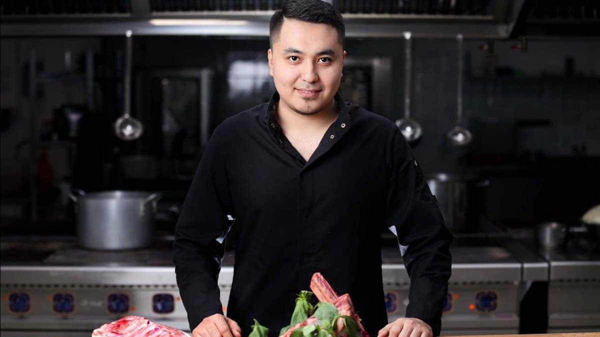 Атыраулық аспаз жағалауды бекітіп жүргендерді тегін тамақтандырды