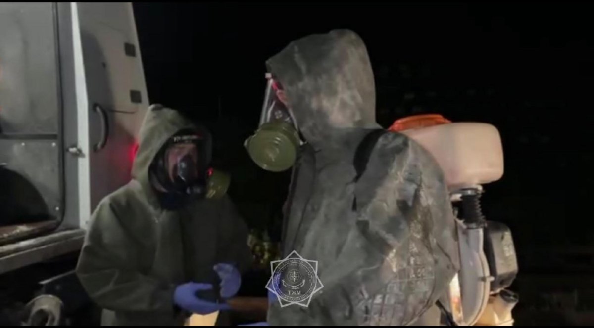 Повторная утечка соляной кислоты в Акмолинской области: место ЧП обсыпают известью