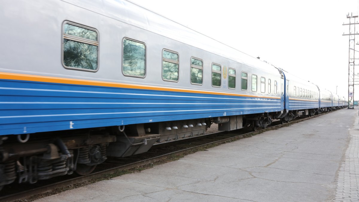 Алакөлге пойыздар қатынайды