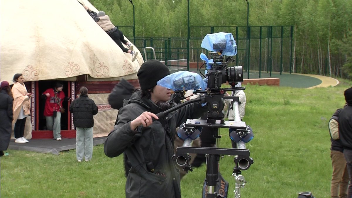 В сентябре состоится премьера сериала "IQANAT OFFLINE"